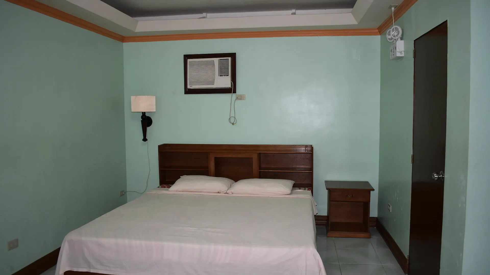 Tomobe Hotel Angeles