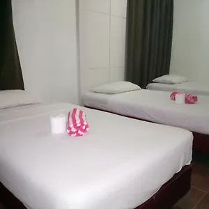 2* Hotel Sun Moon Poolside